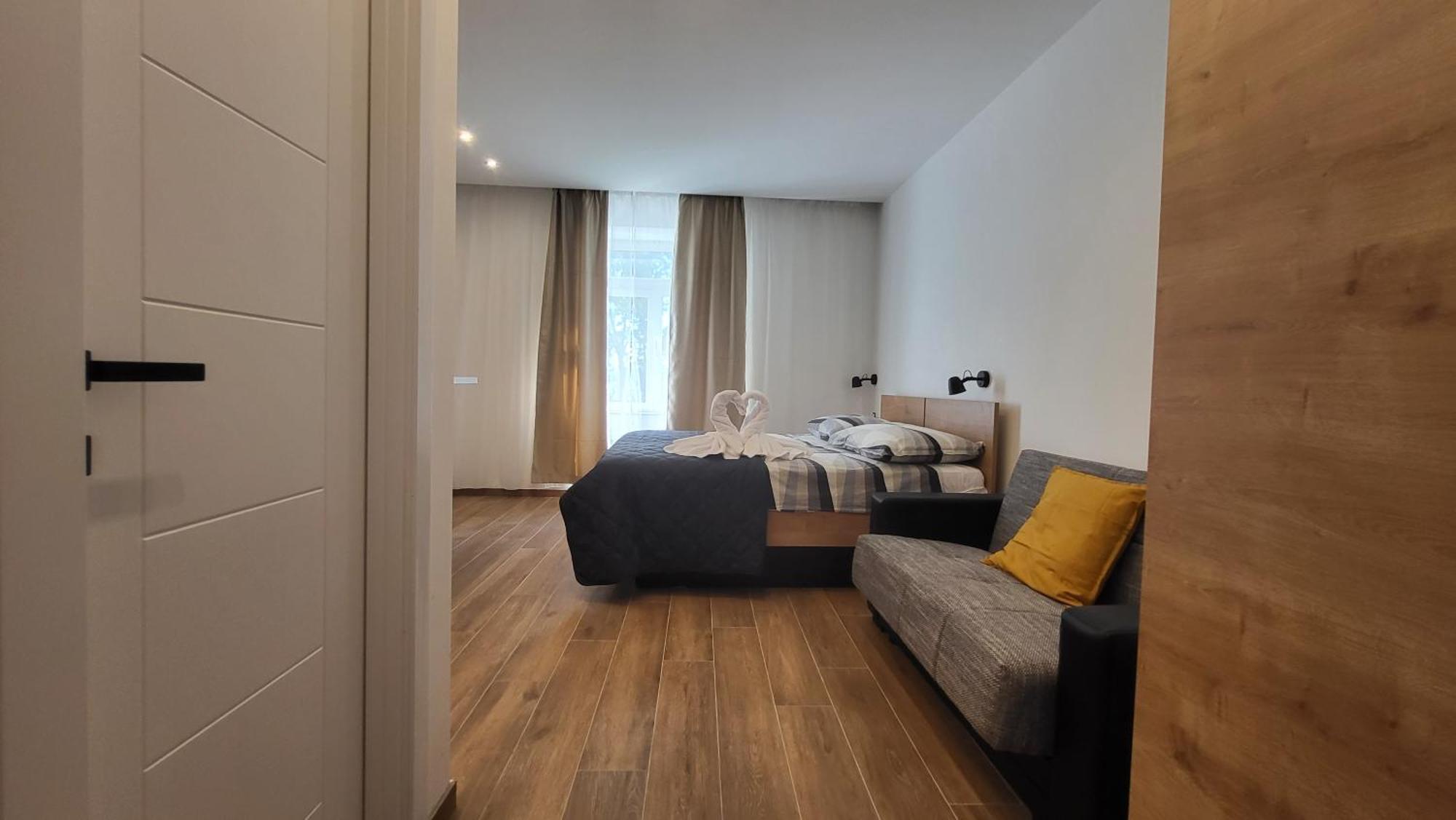 Imperial Residences West *
